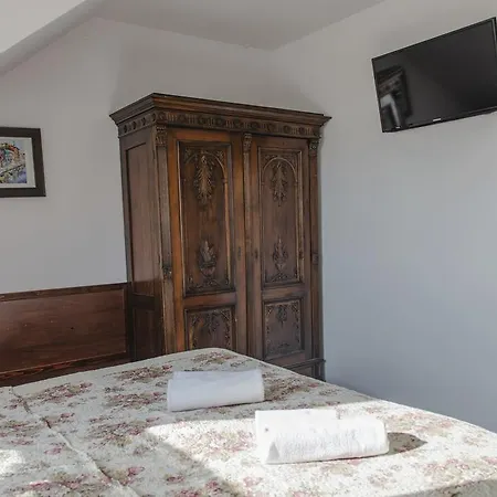 Oswiecim Çiftlik konaklama Skidzin